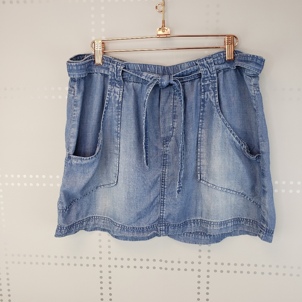 Cloth & Stone 100% Tencel/Lyocell Blue Mini Skirt